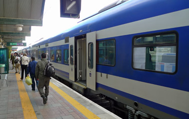 Blue single-deck train