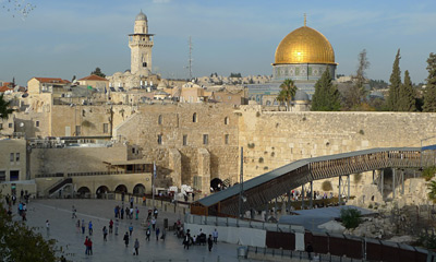 The western wall & dome of the rock in Jerusalem