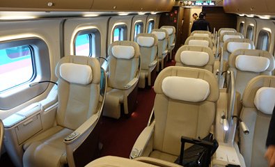 Gran Class seats on an E5 shinkansen train