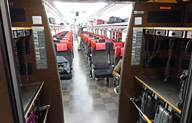 Narita Express luggage space