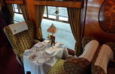 A table for two in Pullman car Phoenix
