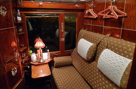 Sleeper compartment in seats mode