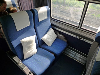 Amtrak trains:  Reclining seats on the New York to Chicago 'Lake Shore Limited'