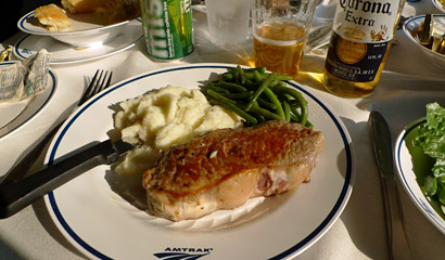 Amtrak food:  A tasty New York steak