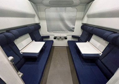 Comfort 4-berth couchettes in daytime seats mode
