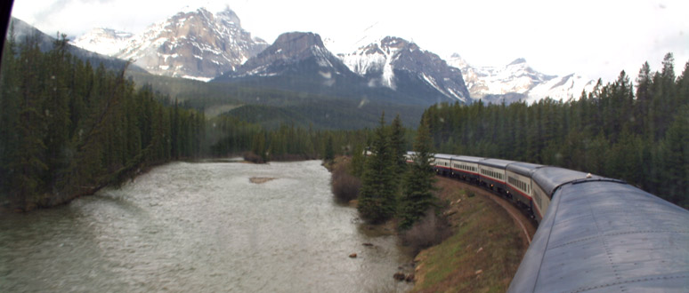 Rocky Mountaineer on Morant's Curve