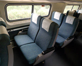 Amtrak trains:  Amfleet seats
