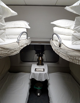 4-berth soft sleeper compartment